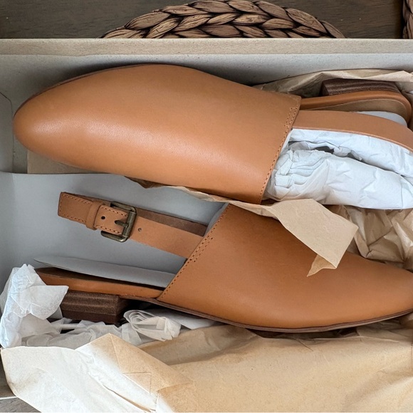 Madewell Shoes - Madewell Women's Tan Flats